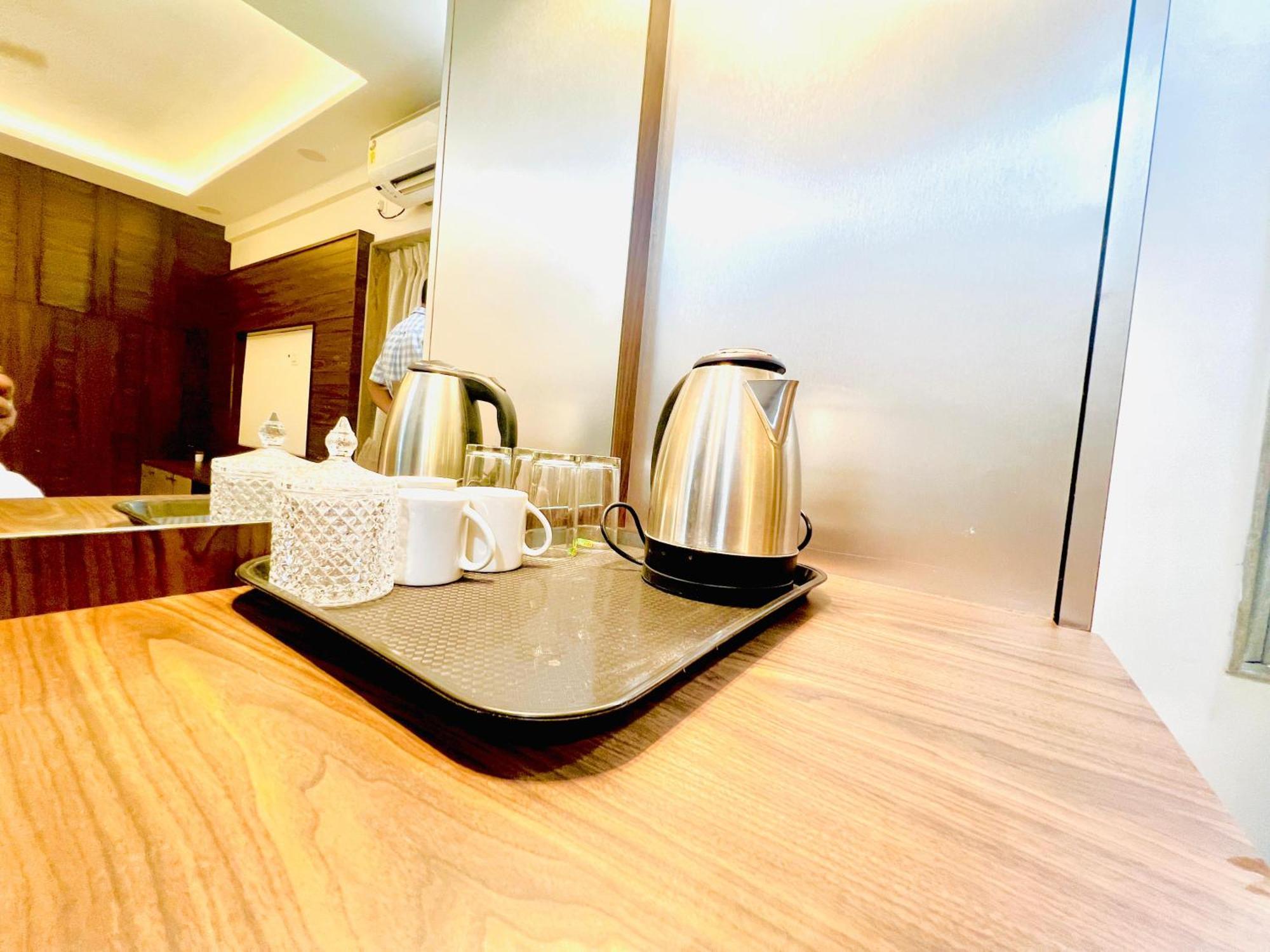 Petals Banquet And Suites, Newtown Business Club Kolkata